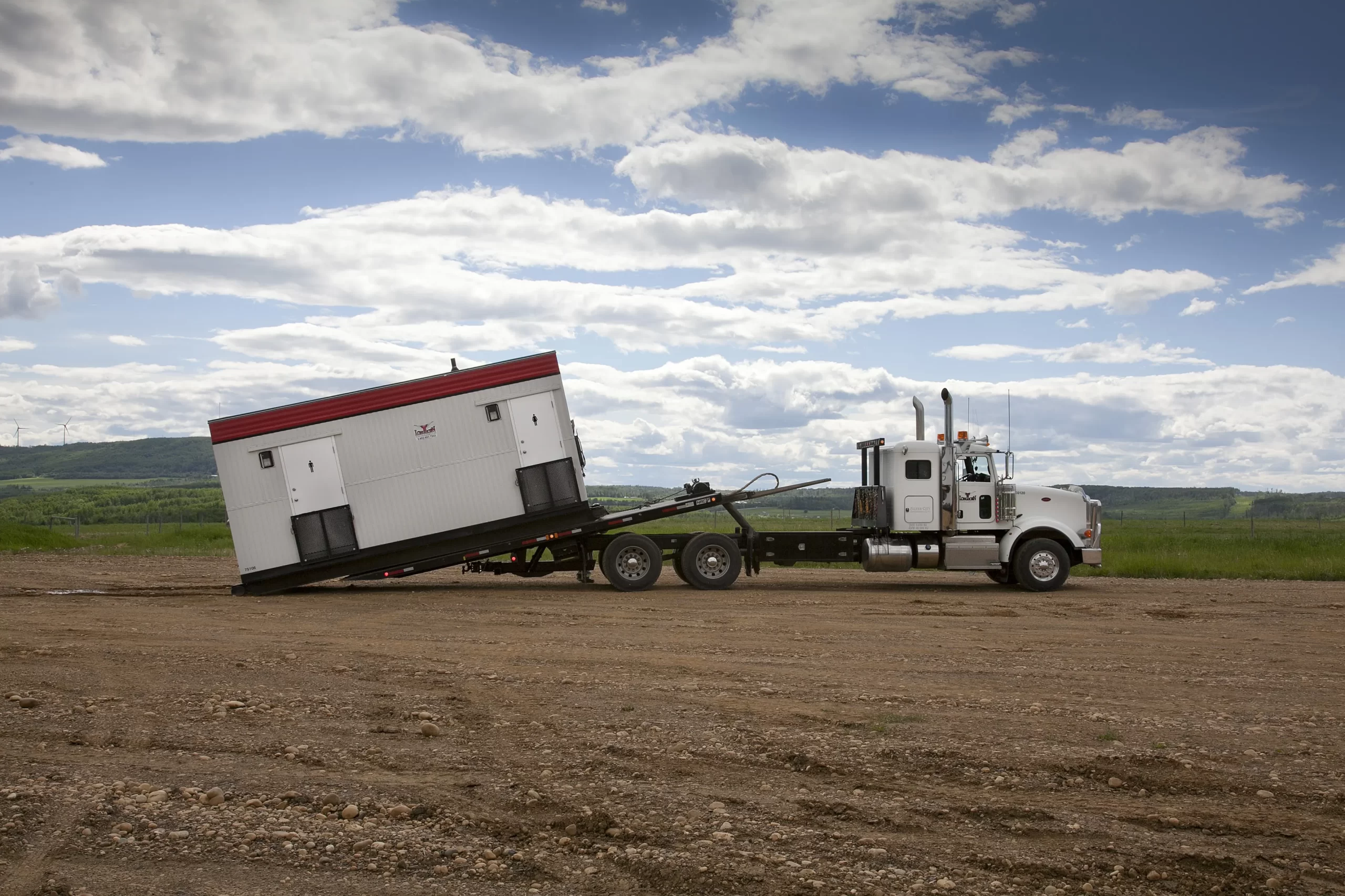 winterized washroom trailer