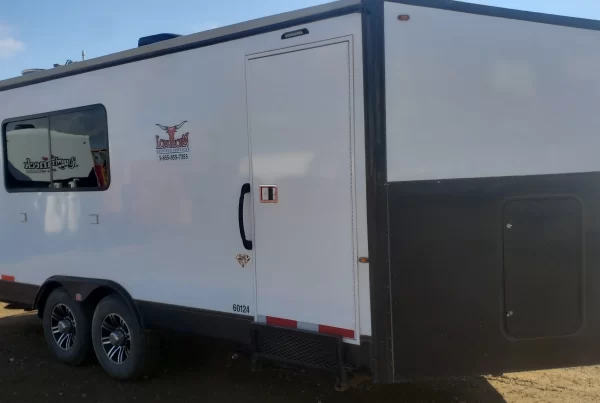 roughneck vs towable office trailer